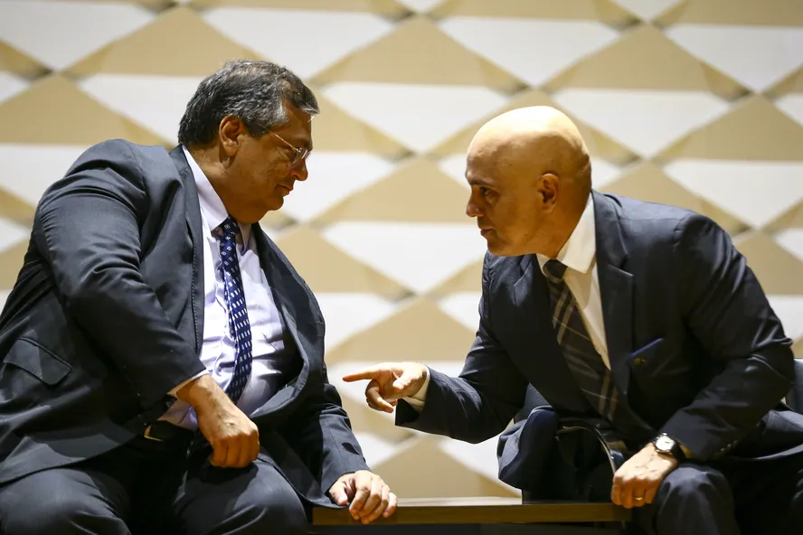 EDITORIAL | Diploma para jornalista: formação não é luxo, é compromisso com a sociedade