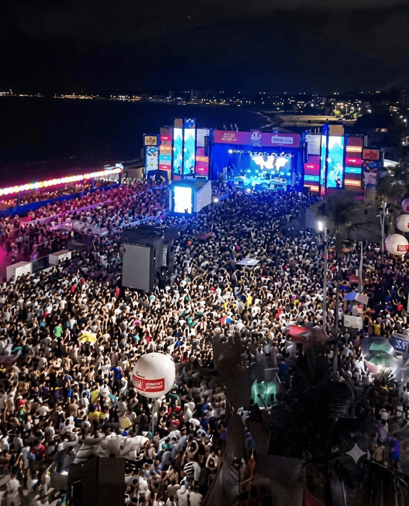 Mar de luzes emociona público durante show do Roupa Nova na celebração dos 441 anos de João Pessoa