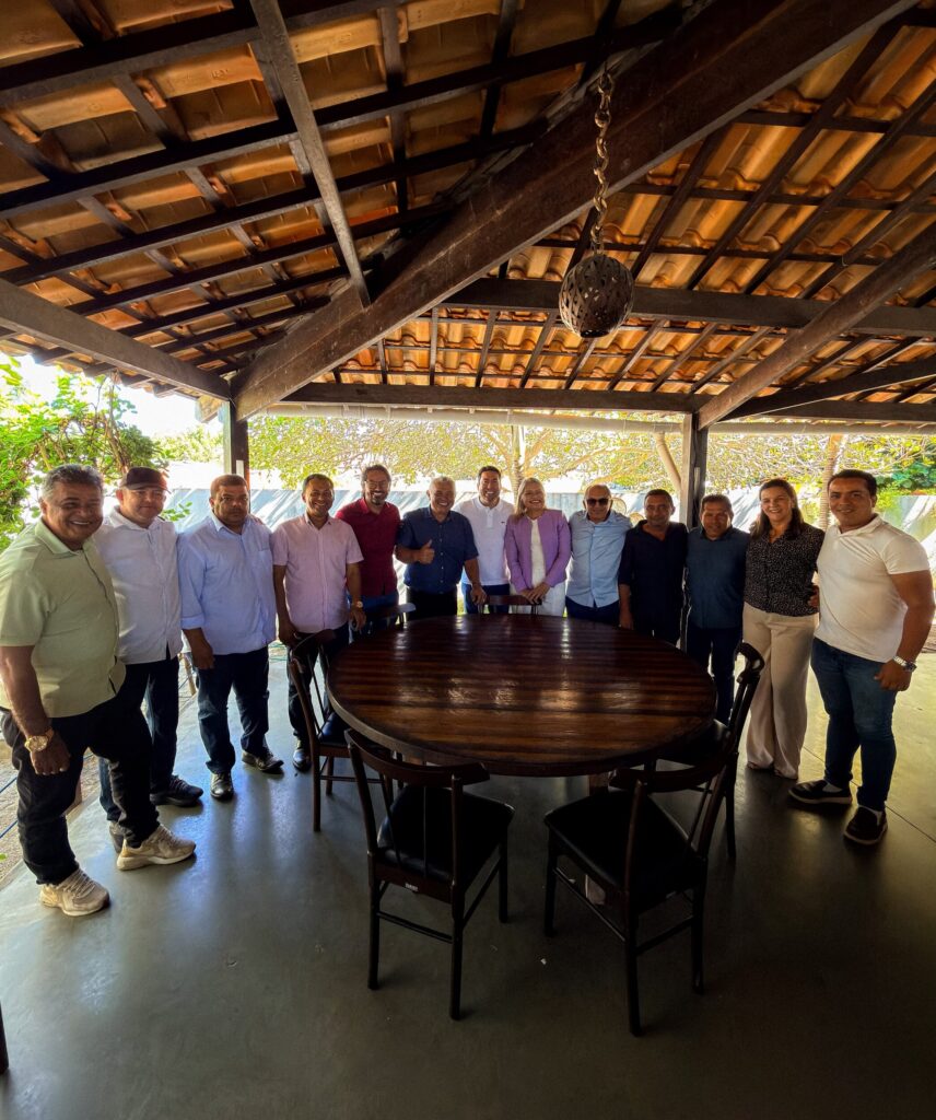 Em Alhandra, Marcelo Rodrigues e Zilda do Varejão reúnem base de 10 vereadores em encontro com Felipe Leitão