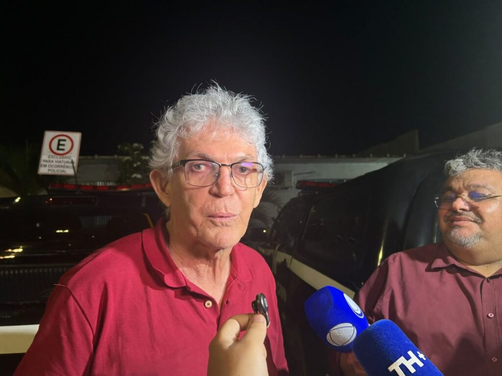 Ricardo Coutinho relata ameaça durante ato político em João Pessoa