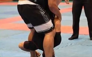 Golpe proibido deixa atleta de jiu-jitsu gravemente ferido em campeonato no Paraná; MPPR pede investigação