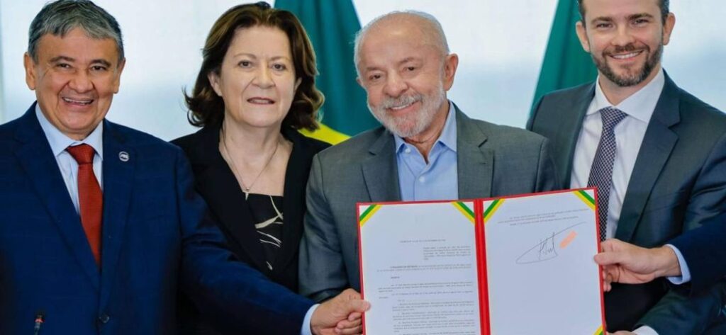 Governo Lula anuncia reajuste de 15% no Bolsa Família; benefício mínimo sobe para R$ 691