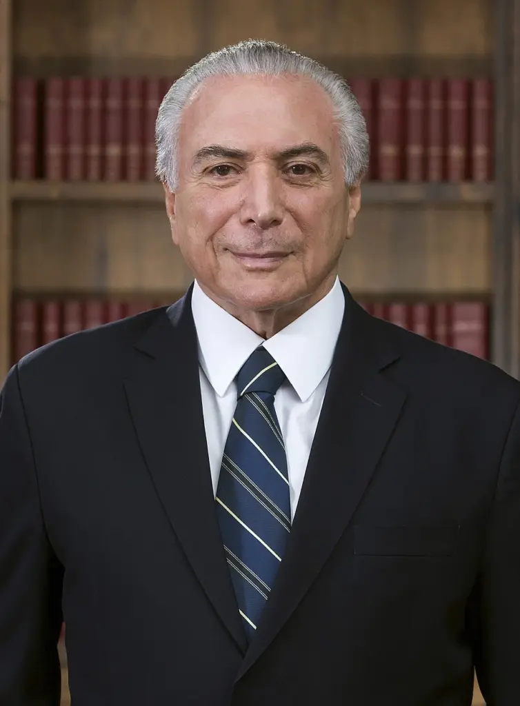 Ex-presidente Temer declara apoio a Flávio Bolsonaro no 2º turno: “Reconexão é Flávio”