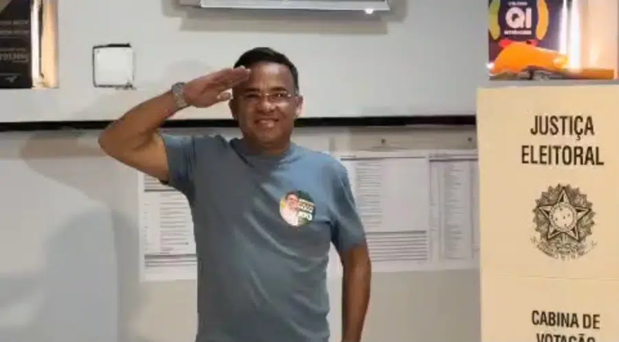 Major Fábio vota em Intermares e faz balanço de sua campanha ao Senado na Paraíba